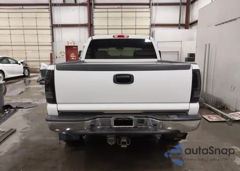 2003 Chevrolet Silverado 2500Hd Ls from USA, damaged, VIN 1GCHK29U13E213464